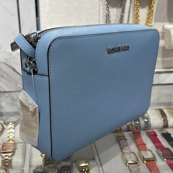 MICHAEL KORS Jet Set Large Saffiano Leather Crossbody Bag
LIGHT SKY
NWT - Picture 5 of 16